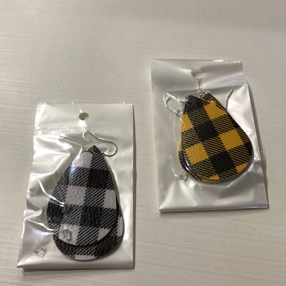 Jewelry - LAST SET! Set of 2 Gingham Teardrop Earrings NWT